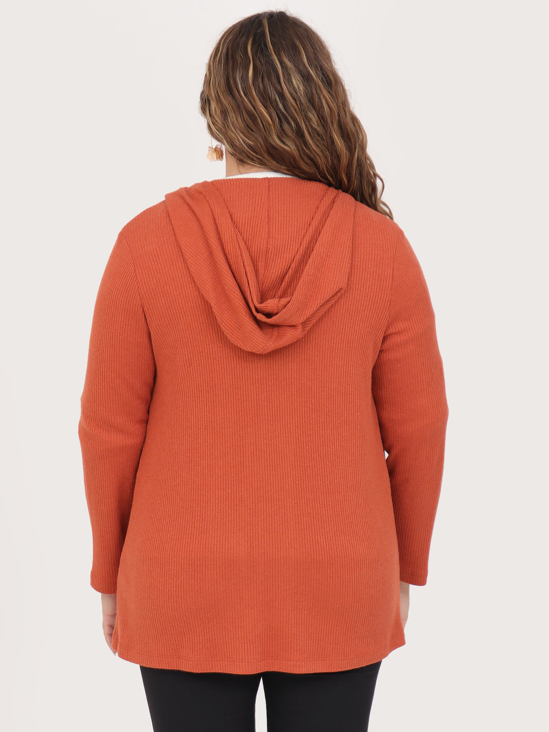 Ensamble, Manga Larga  con Capucha