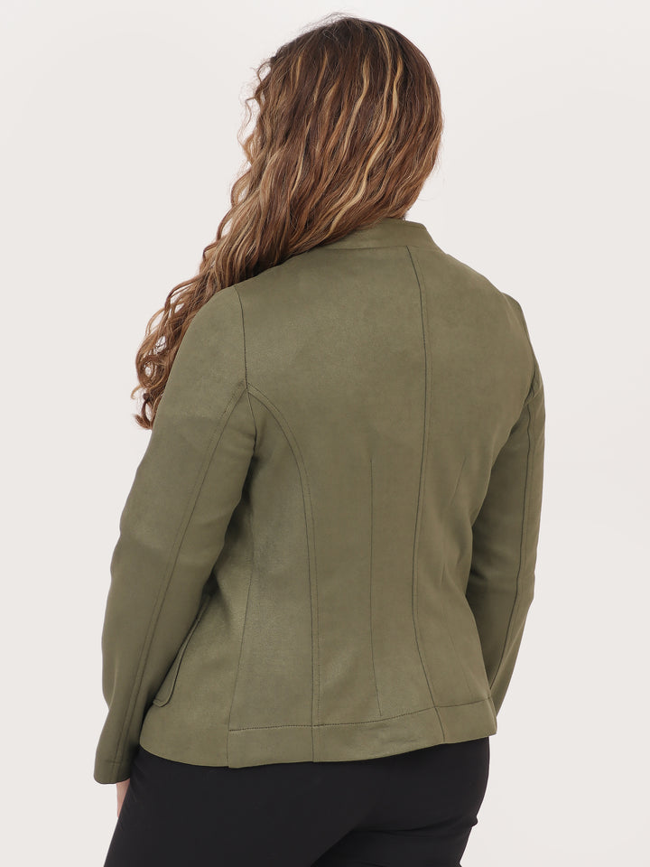 Chamarra Cuello Mao y Bolsillos con Broche