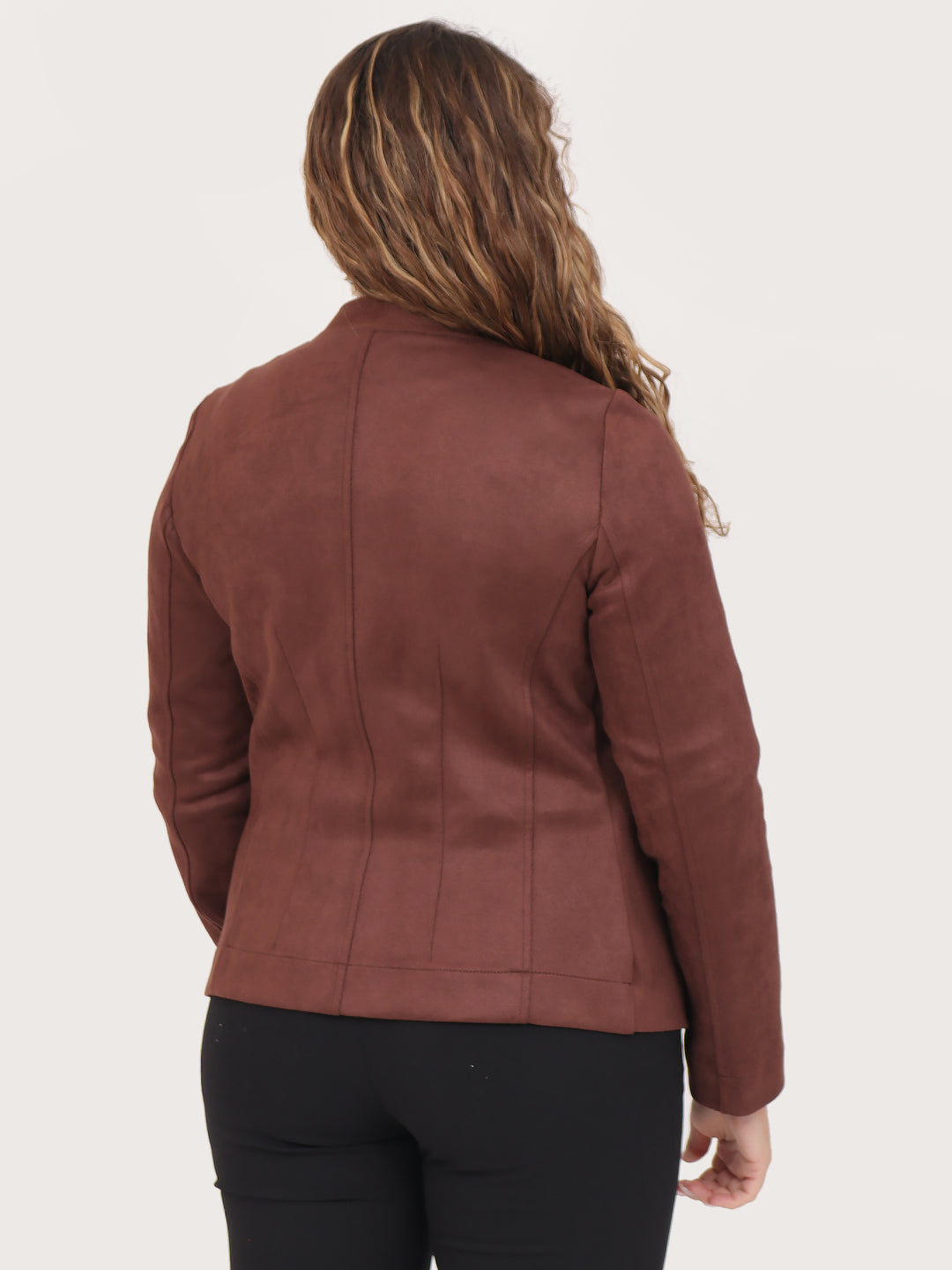 Chamarra Cuello Mao y Bolsillos con Broche