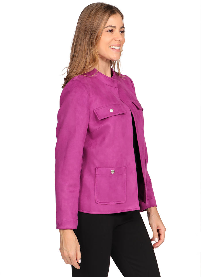 Chamarra Fucsia con Cuello Mao y Bolsillos con Broche