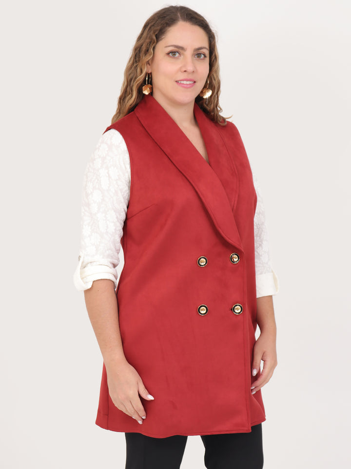 Chaleco largo, con botones al frente