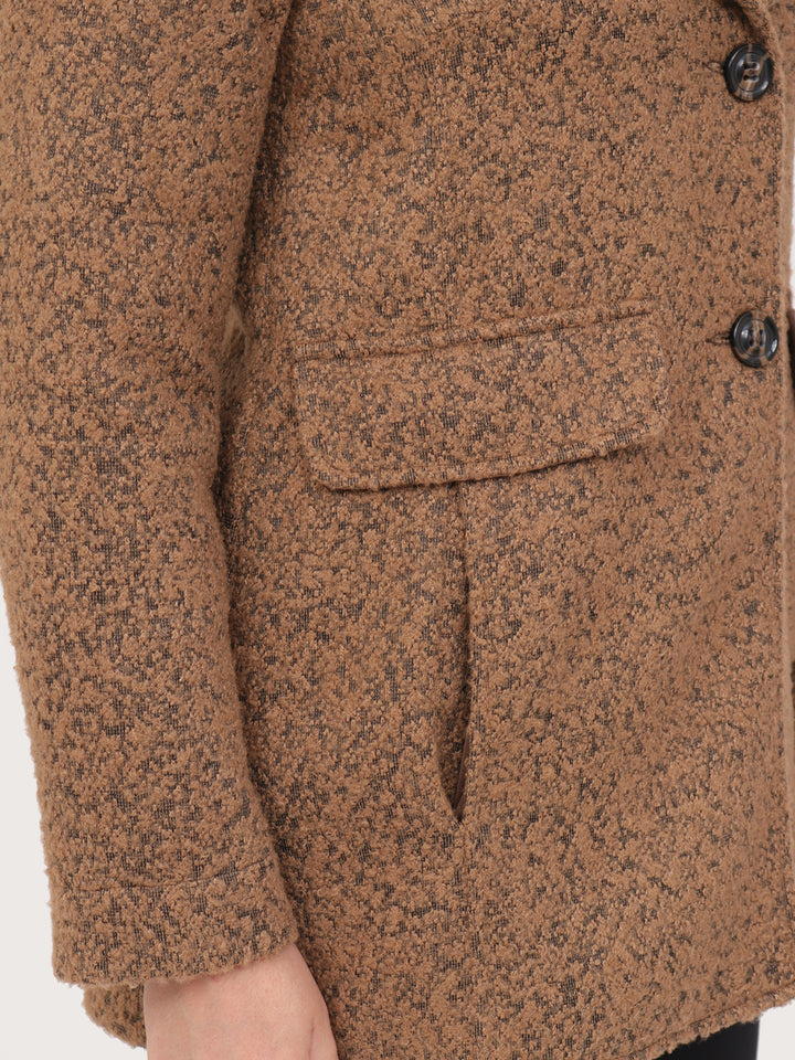 Abrigo con Solapa , Botones al frente, Largo