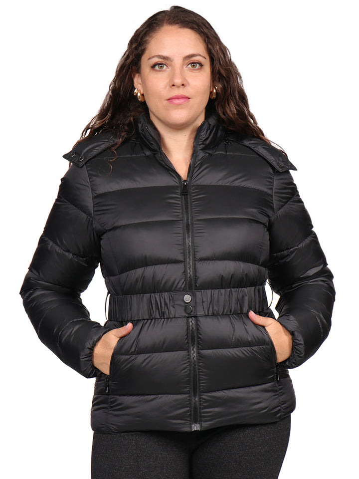 Chamarra PETITE Capitonada, con Gorra y Cinturon