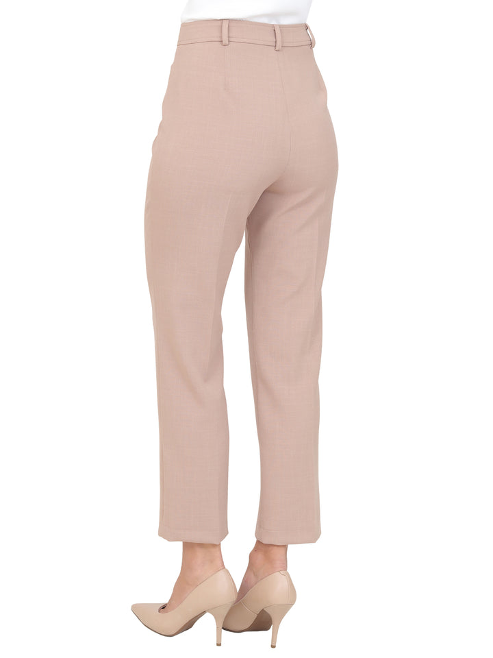 Pantalón Recto,  Bolsas con Boton al Frente