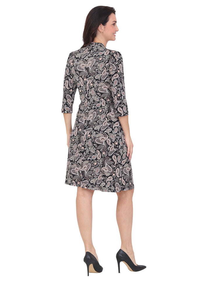 Vestido Cuello V, Con Aplicación en la Cintura, Estampado