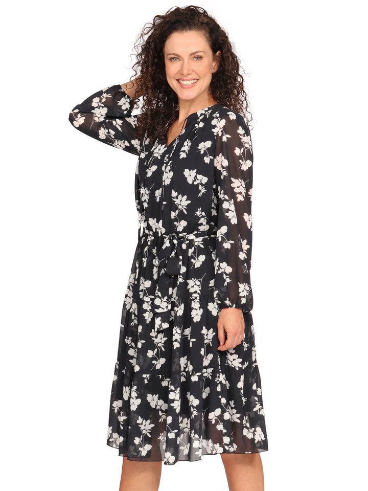 Vestido  Cuello Redondo con Amarre,  Manga Larga, Amarre en la Cintura, Estampado