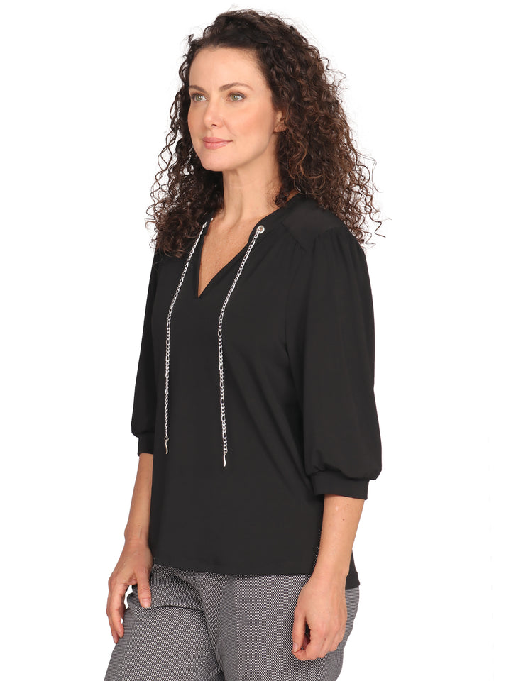 Blusa Cuello V con Cadena, Manga 3/4, Lisa