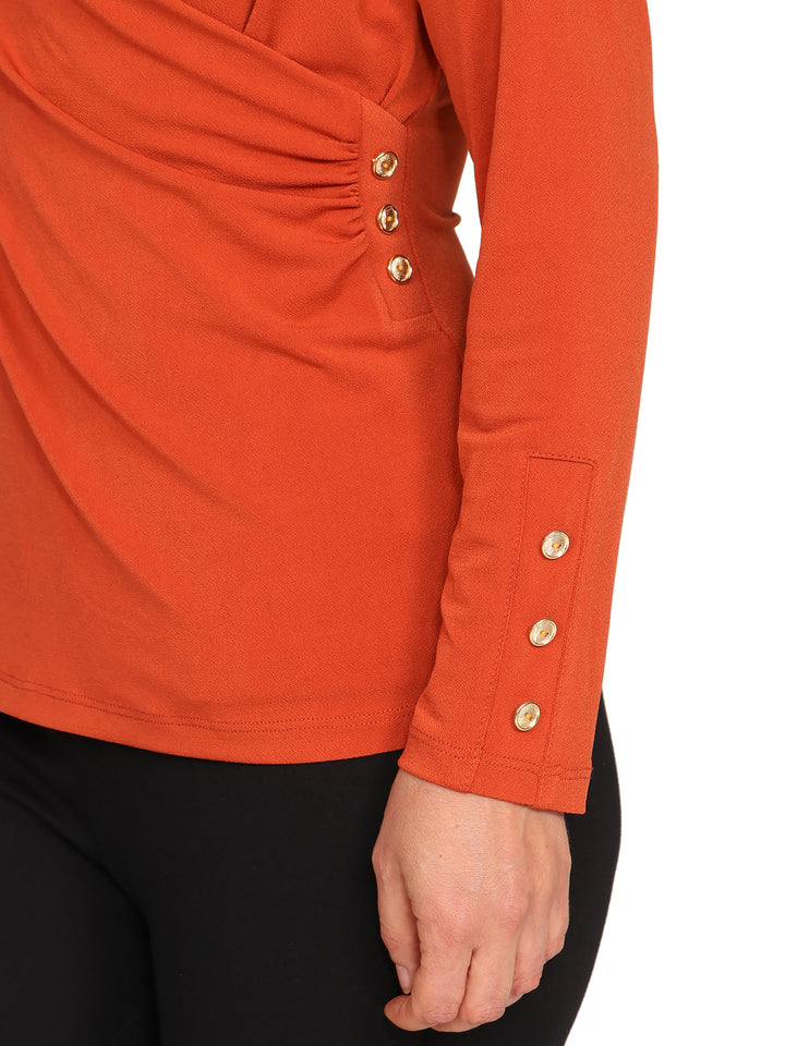 Blusa Cuello en V, Cruzada con Botones,  Manga Larga, Botones en Puño