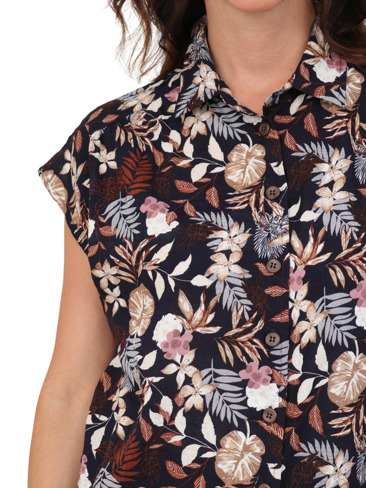 Blusa Cuello Camisero, Sin Manga , Estampada