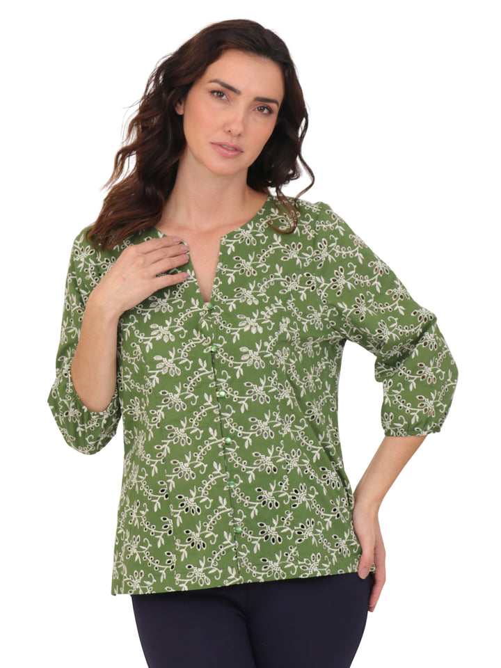 Blusa Cuello Redondo,Botones al frente, Manga Larga, Algódon Bordado
