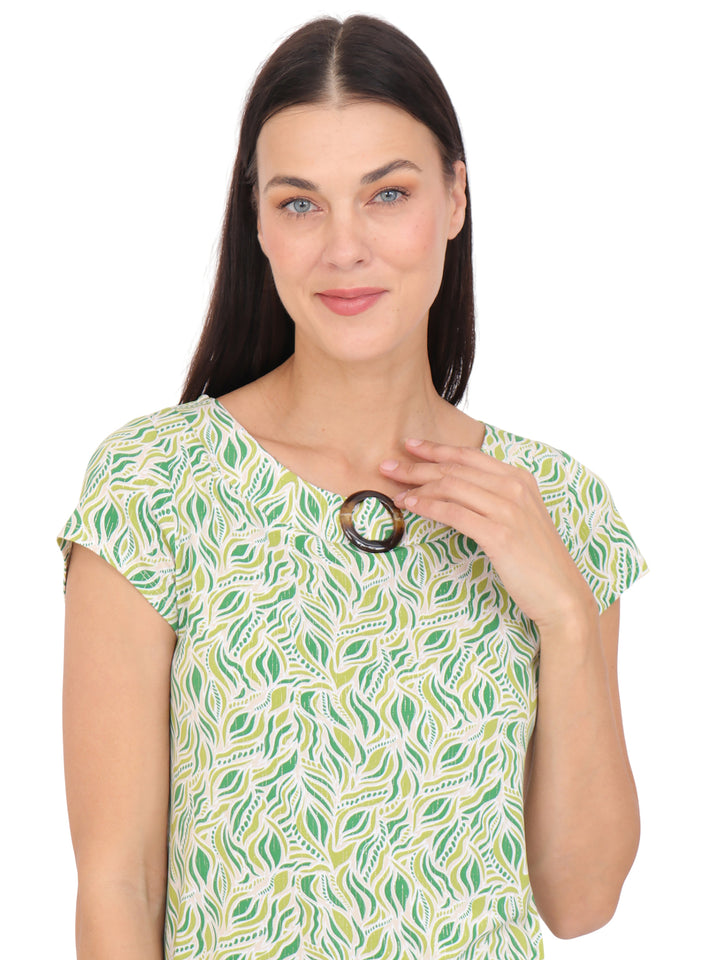 Blusa cuello Redondo, Manga Corta, con Aplicacion, Estampada