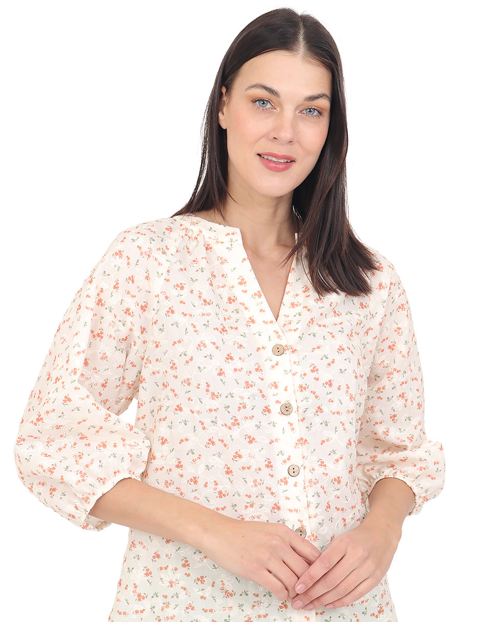 Blusa Cuello V, Manga 3/4, Bordado Floral