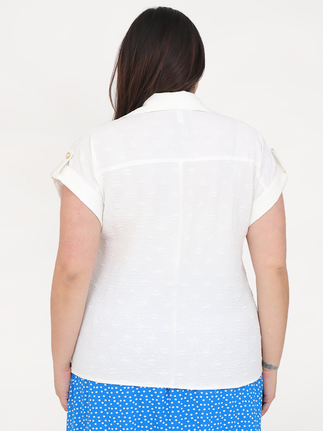Blusa Curvy Carilo, Cuello Camisero,  Manga Corta