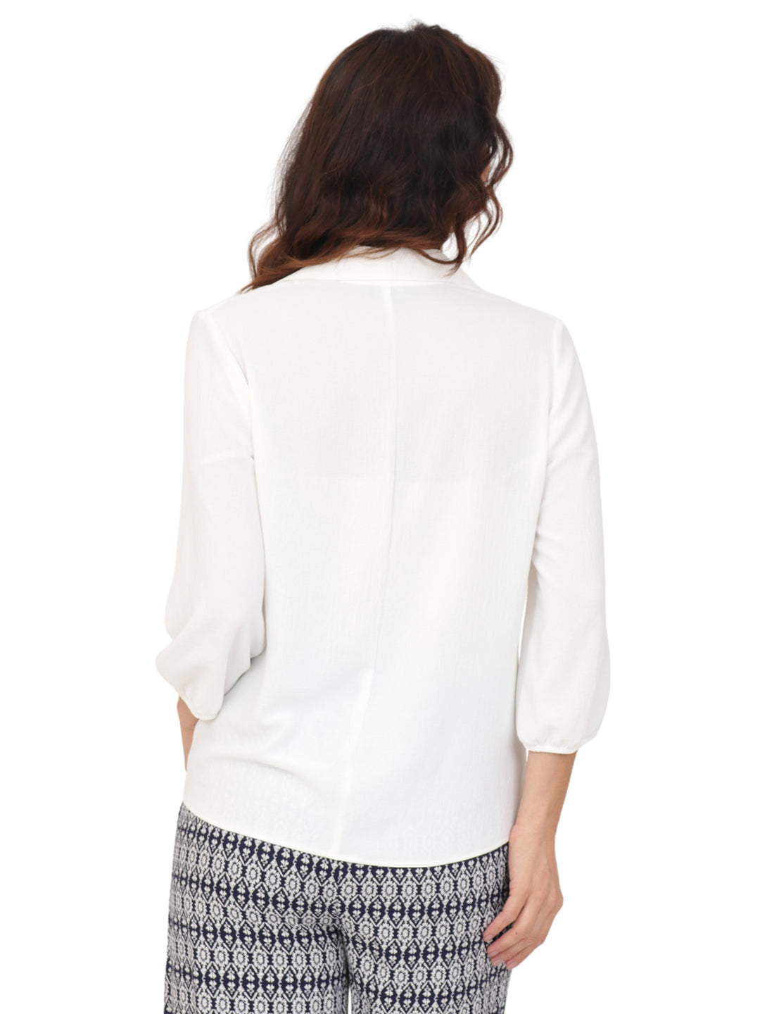 Blusa Cuello Camisero, con Amarre, Manga 3/4 con Resorte