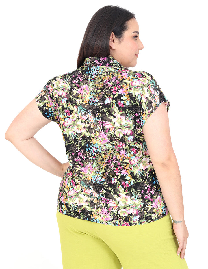 Blusa Curvy Carilo, Cuello Camisero,  Manga Corta, Estampada