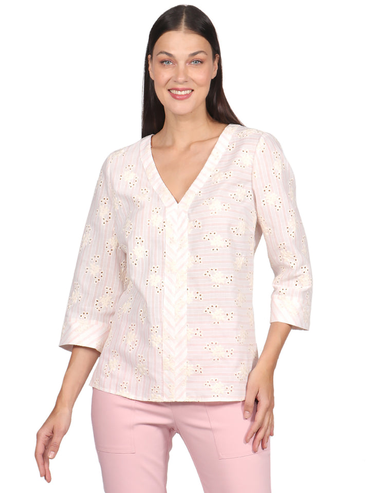 Blusa Cuello V, Manga 3/4, Bordada