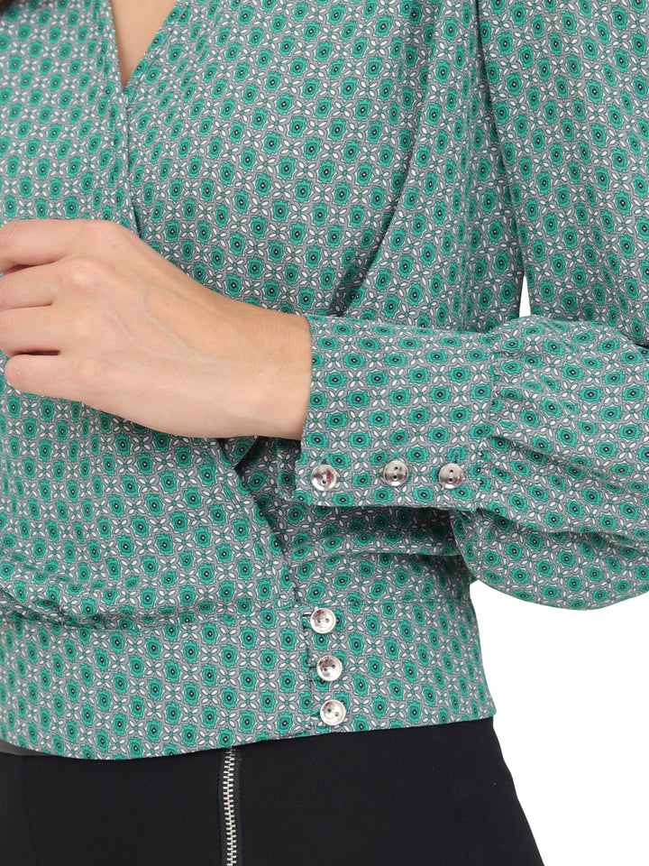 Blusa Cuello V Cruzada, Manga Larga, Estampada