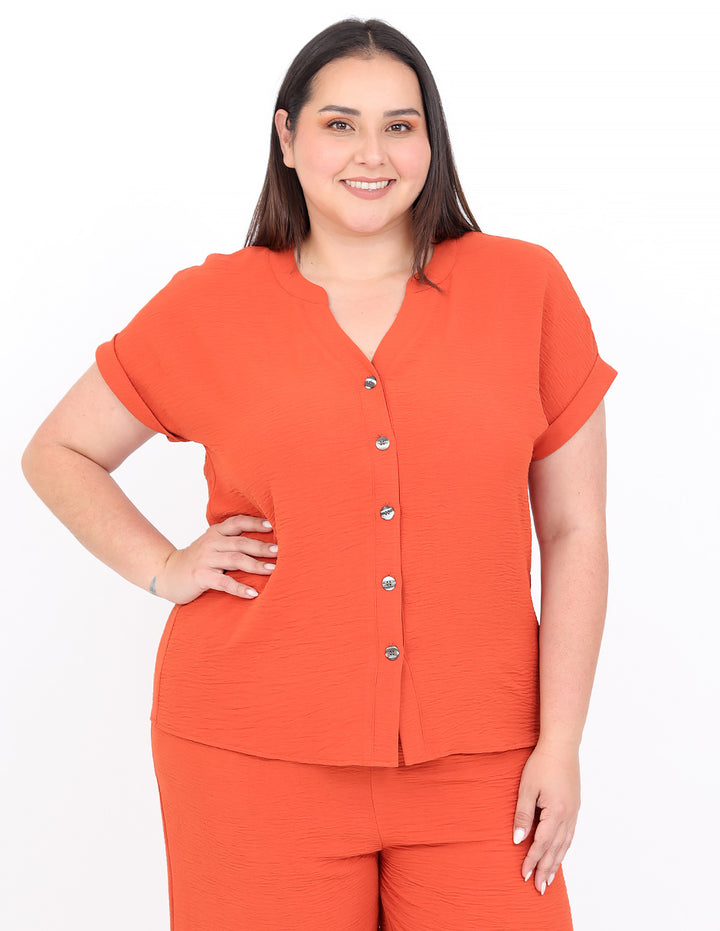 Blusa Curvy Carilo, Cuello Redondo,  Manga Corta