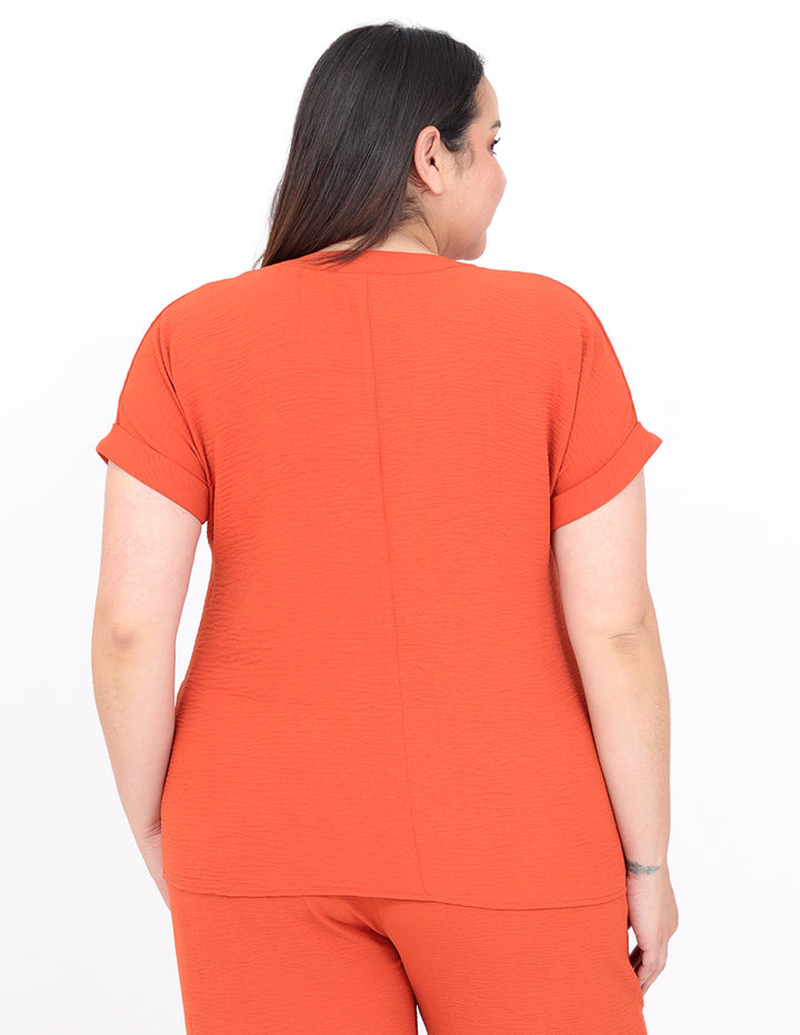 Blusa Curvy Carilo, Cuello Redondo,  Manga Corta