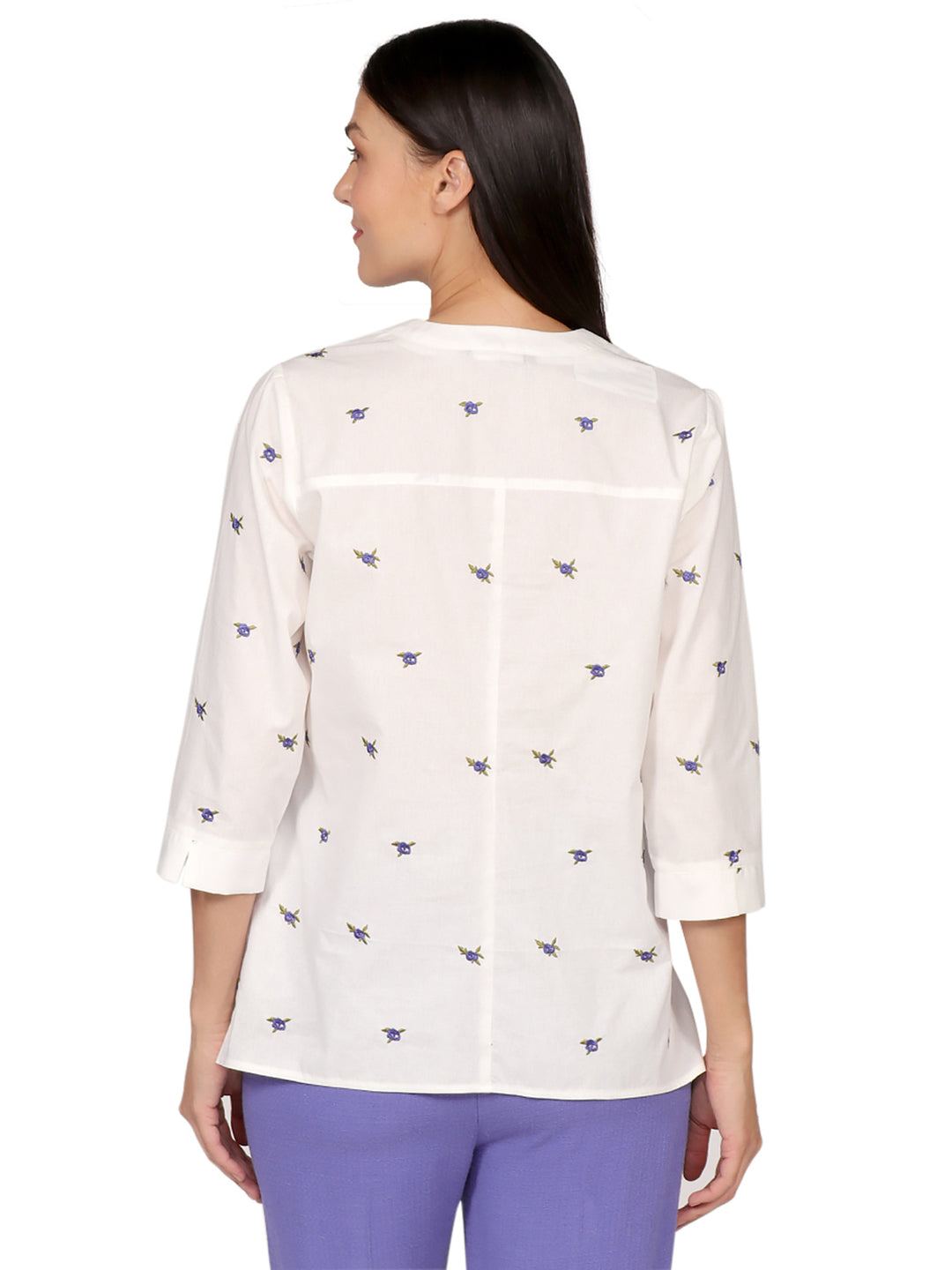 Blusa Cuello V,  Manga 3/4 Algodón Bordado