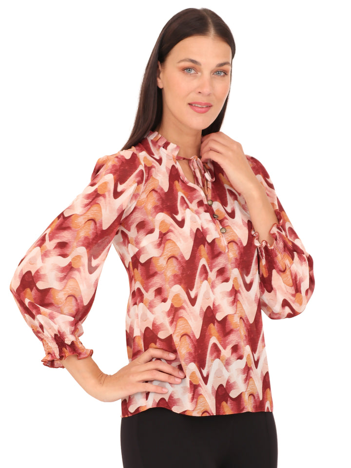 Blusa Cuello Redondo con Amarre,  Manga Larga, Estampada