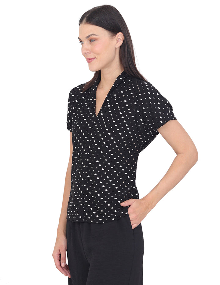 Blusa Cuello V, Manga Corta, Estampada