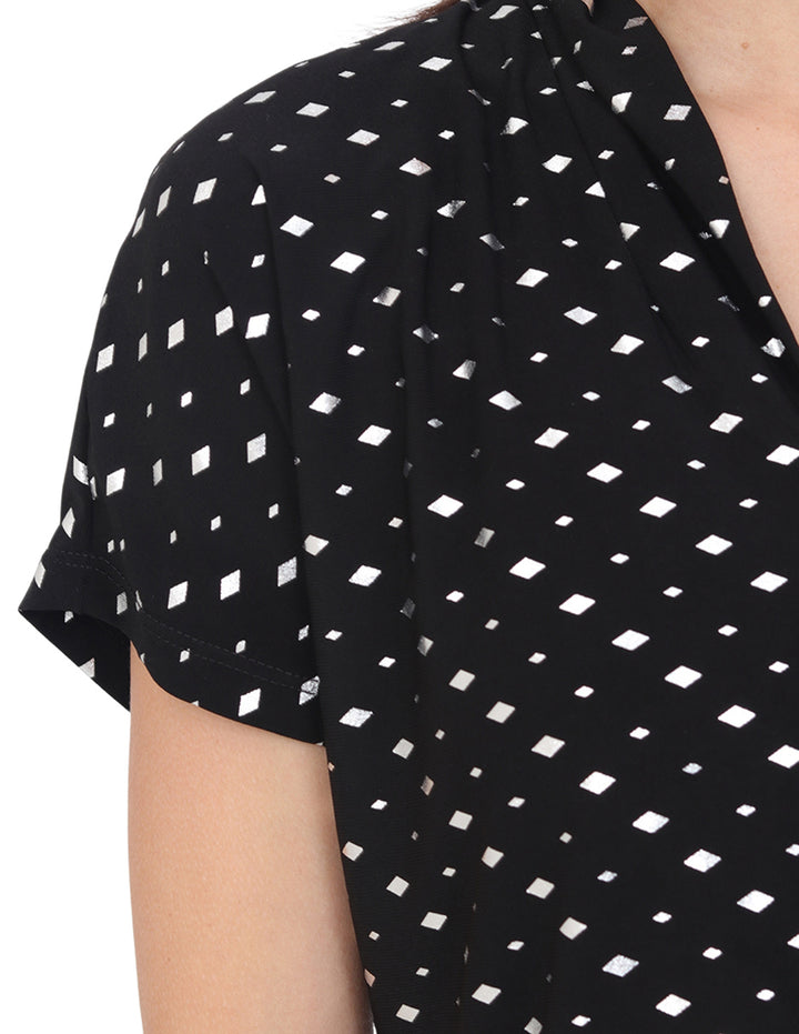 Blusa Cuello V, Manga Corta, Estampada
