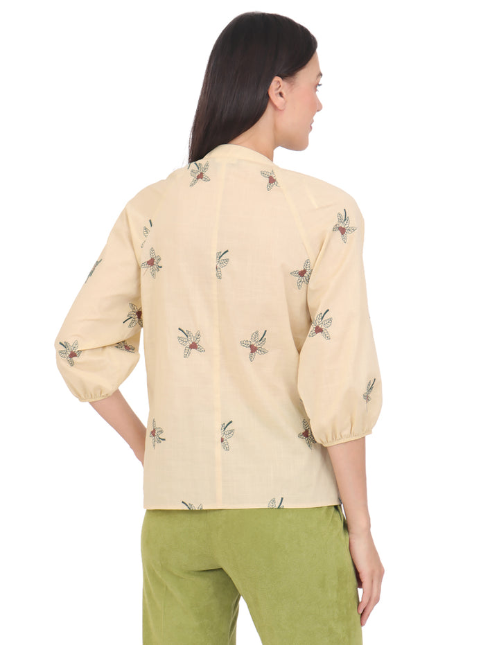 Blusa Cuello V, Manga  4/3 Algodón Bordado